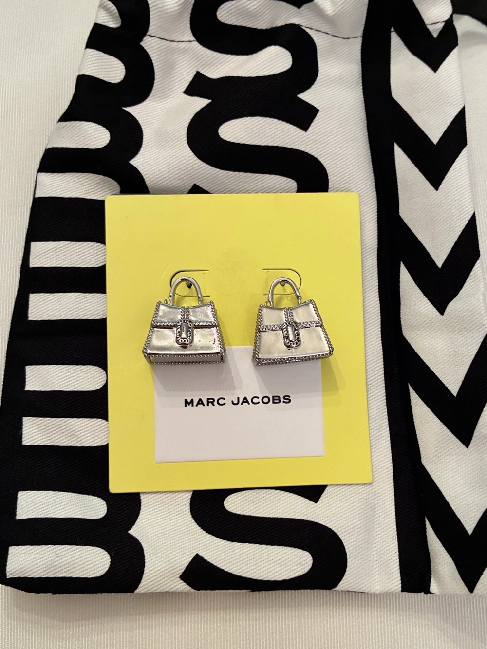 NEW Marc Jacobs the tote earrings